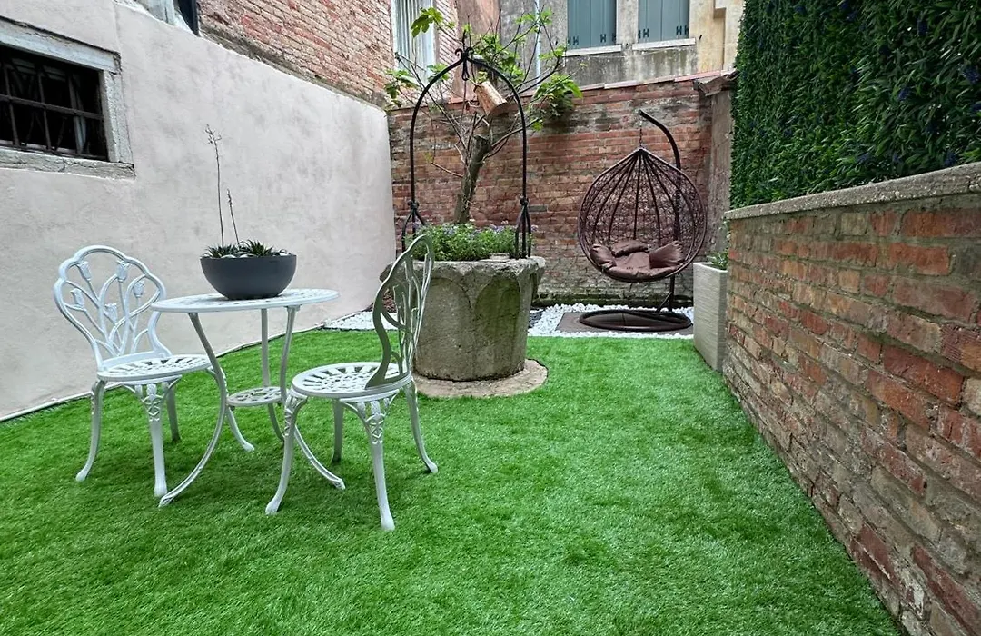 Eden Luxury Suite - Venice Santa Croce-1